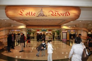Lotte World & Jamsil Station